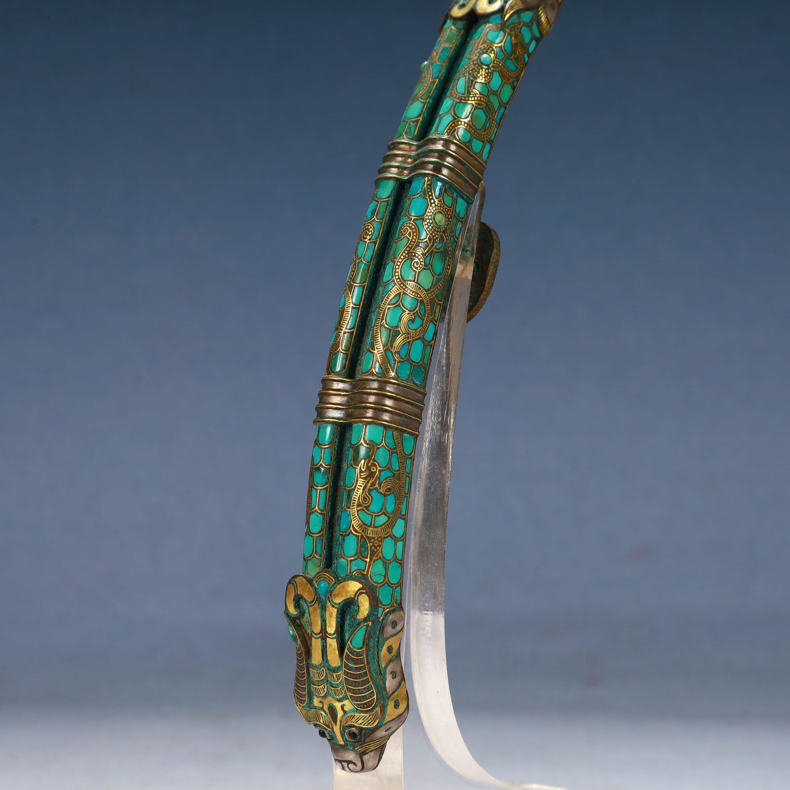 An Archaic Bronze Inlaid Gold Beast-head Hook,Inlaid Turquoise,With Inscription - 7