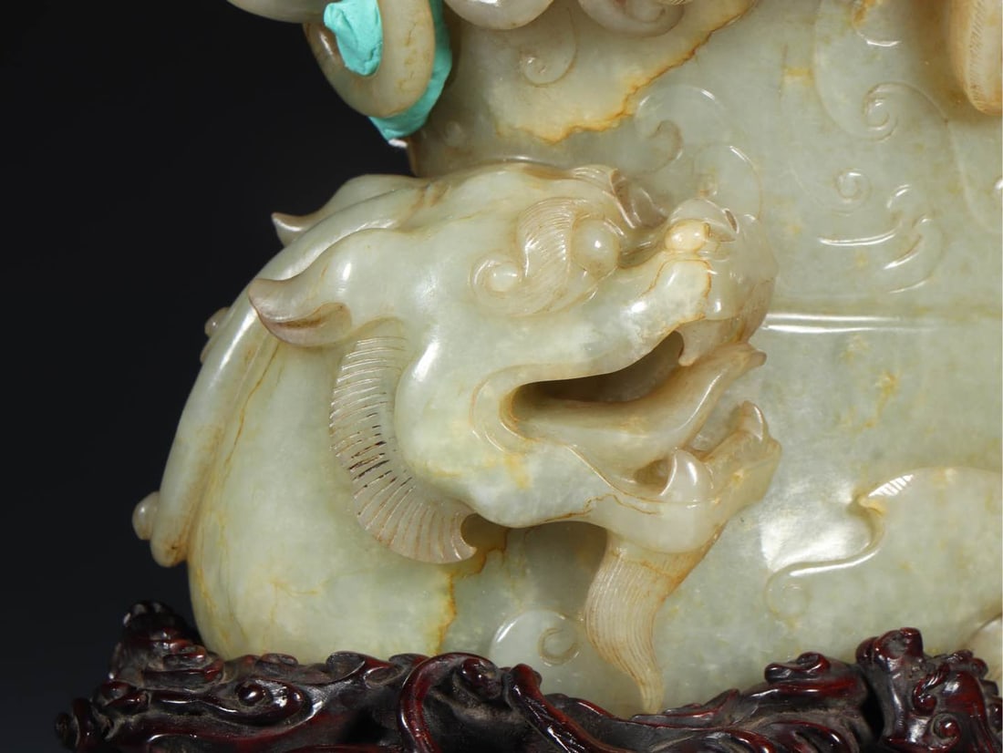 A Fine White Jade Auspicious Beast Pattern Cup - 7