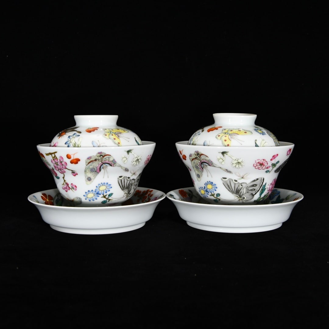 A Pair of Exquisite Famille-Rose Flower and Butterfly Pattern Bowls with Cover (1 of 9)
