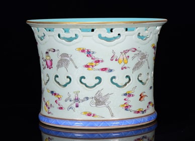 An Exquisite Famille-Rose Painted Gold Eight Treasures Pattern Brush Pot