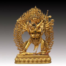 A Solemn Gilt Bronze Statue of Vajra