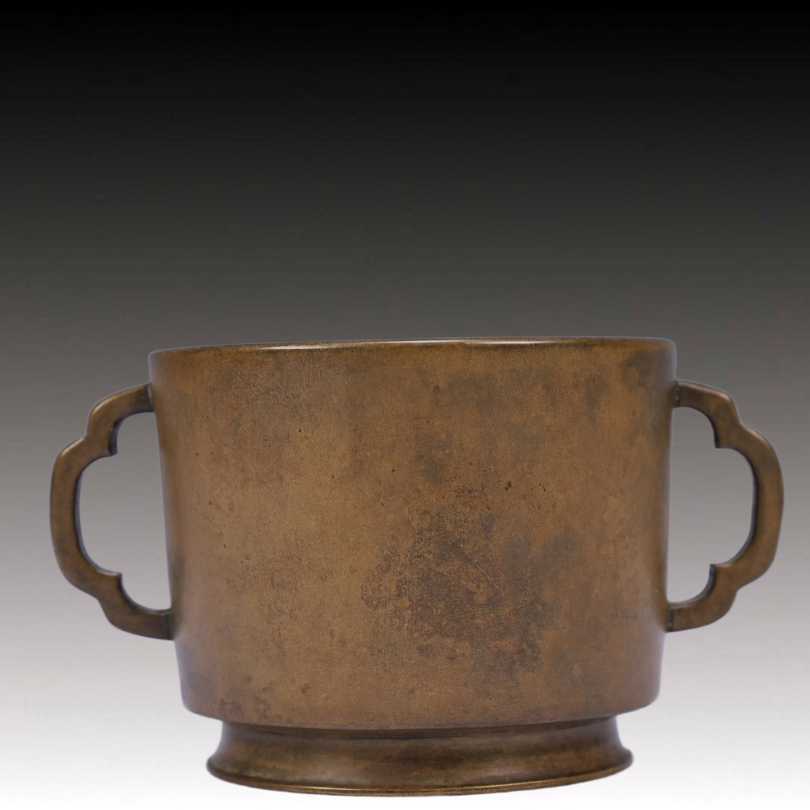 An Exquisite Bronze Double-Ears Censer,Ming Dynasty, China,Xuande Six-character: An Exquisite Bronze Double-Ears Censer 铜双耳香炉,中国明代,宣德六字款