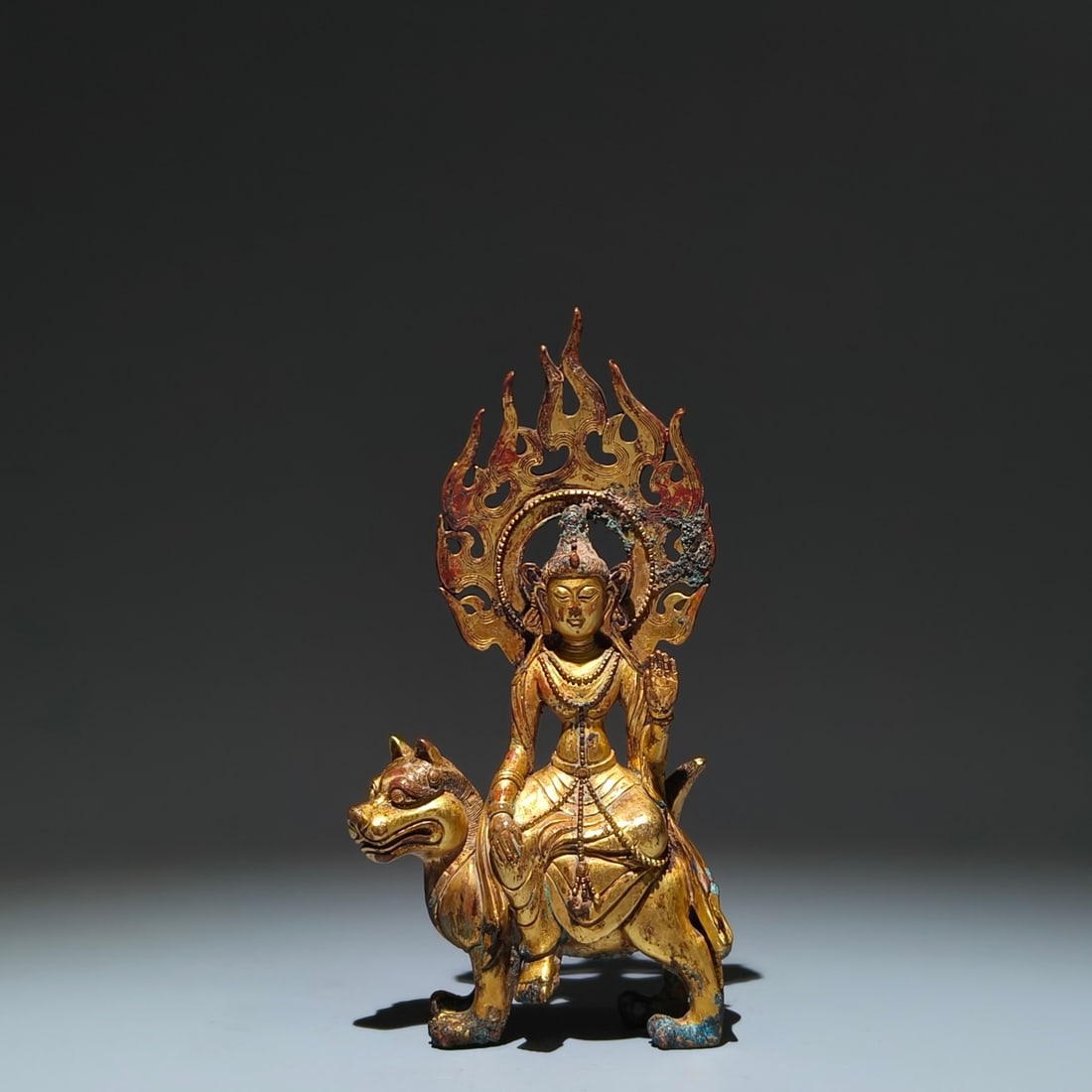 A Solemn Gilt Bronze Statue of Avalokitesvara,with Inscription: A Solemn Gilt Bronze Statue of Avalokitesvara,with Inscription,Tang Dynasty,China,Size:7.5inx3.9inx1.6in 