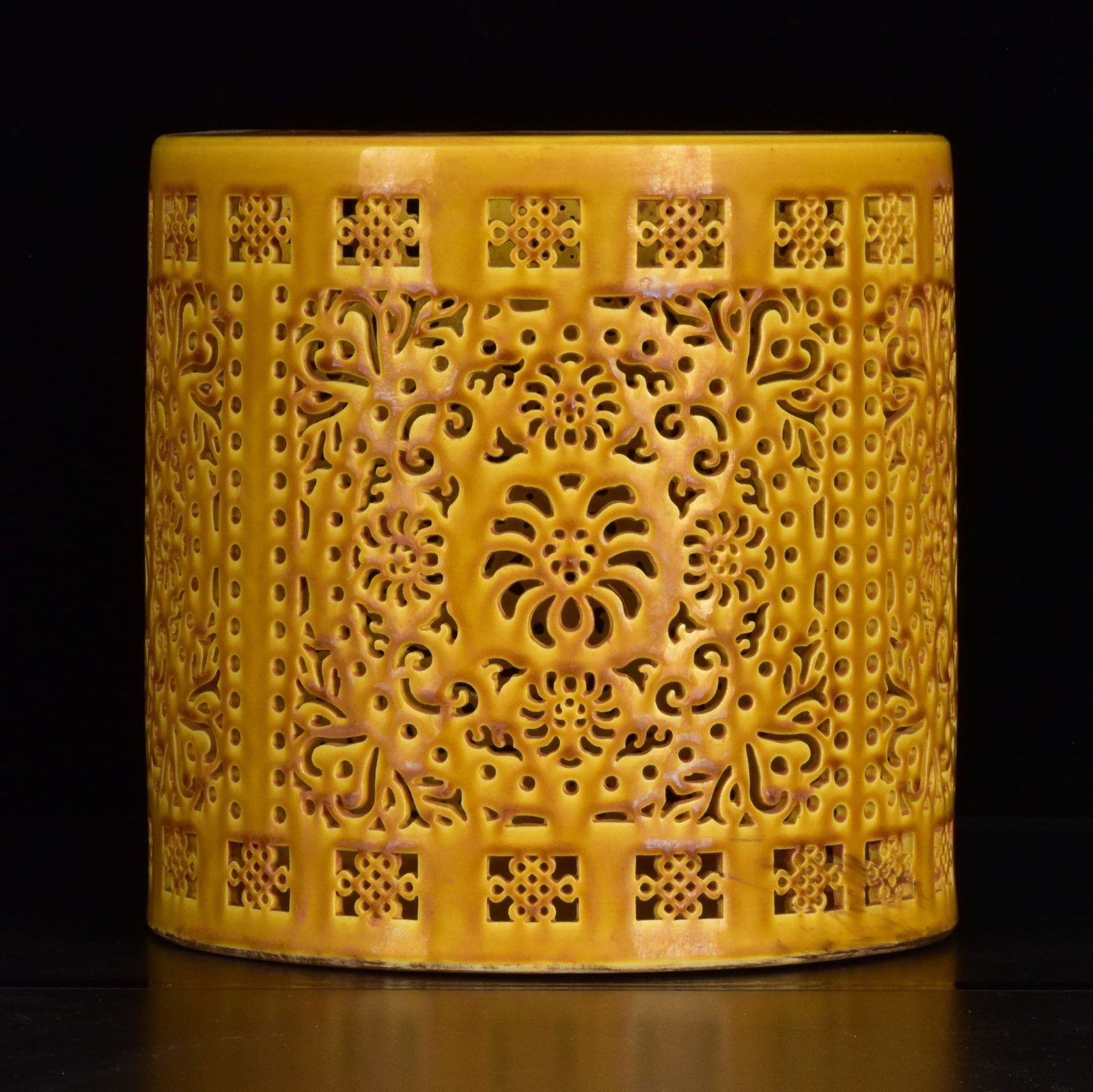 An Exquisite Yellow Glazed Hollow Flower Pattern Brush Pot: An Exquisite Yellow Glazed Hollow Flower Pattern Brush Pot,Ming Dynasty,China,Hongzhi Six-Character Mark,Size:7.5inx7.5in 