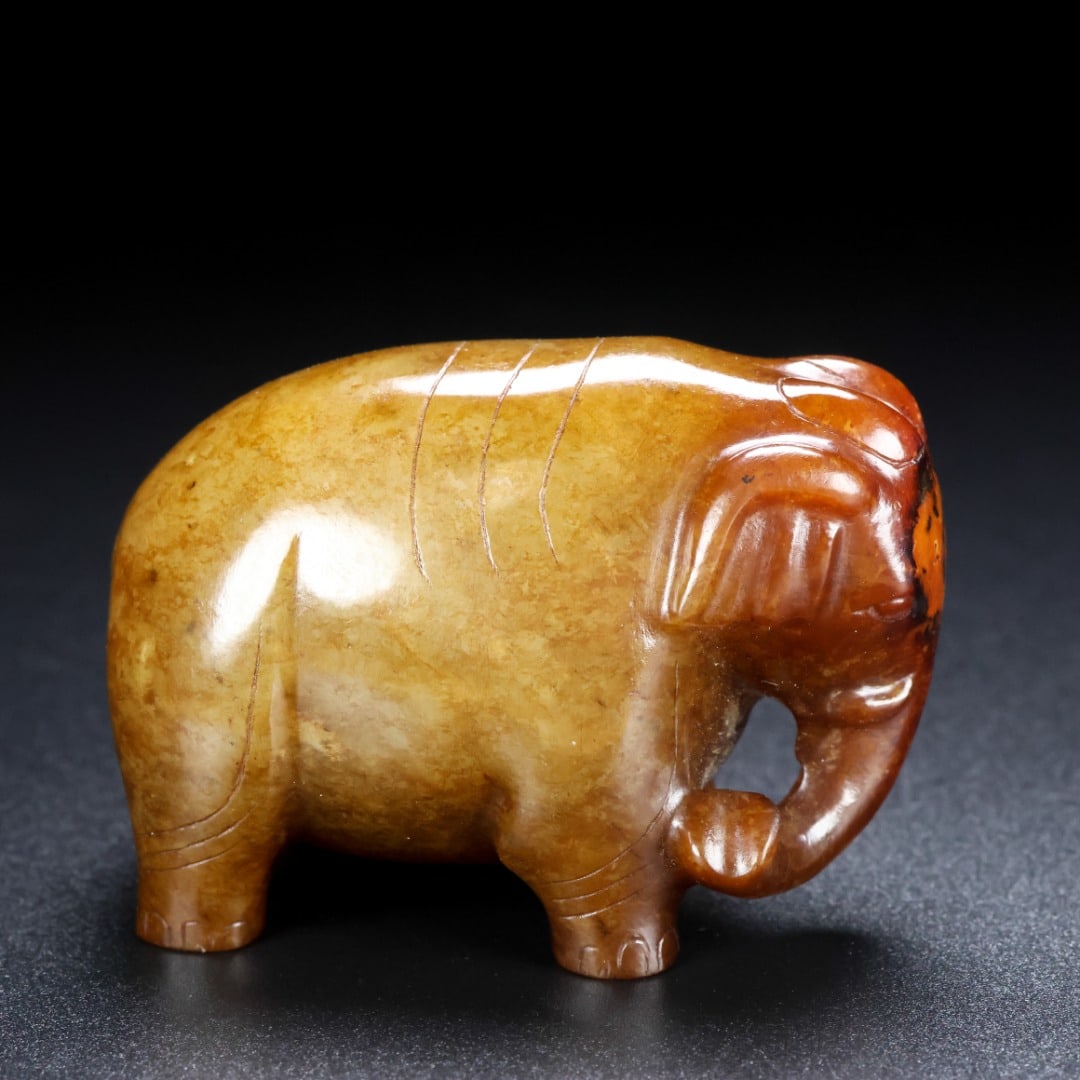 An Archaic Gaogu yu Elephant Ornament (1 of 9)