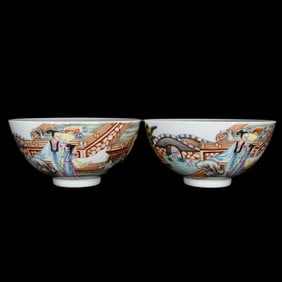 A Pair of Exquisite Famille-Rose Figure and Story Pattern Bowls