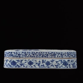 An Exquisite Blue and White Lotus Pattern Box