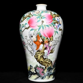 A Huge Famille-Rose Character and Story Pattern Vase,With Poem