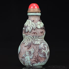 An Exquisite Glass Figure Pattern Snuff Bottle