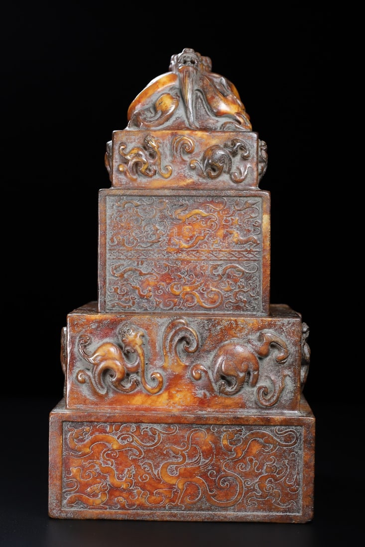 A Set of Fine Archaic Jade Auspicious Beast Pattern Seals: A Set of Fine Archaic Jade Auspicious Beast Pattern Seals,Ancient Time,China,with Mark,Size:11inx5.9inx5.9in,Weight:9700g 一套高古玉瑞兽纹印౉