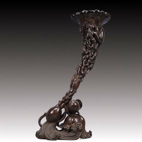 An Exquisite Eaglewood Chi-Dragon Cup, With Base