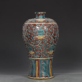 An Exquisite Fahua Ware Lotus Pattern Vase
