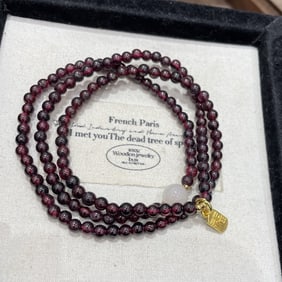 An Exquisite Garnet Bracelet