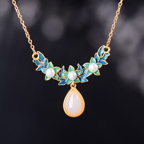 A Set of Fine  Sterling Silver-Gold Plated Inlaid White Jade Pendant, Inlaid Pearl