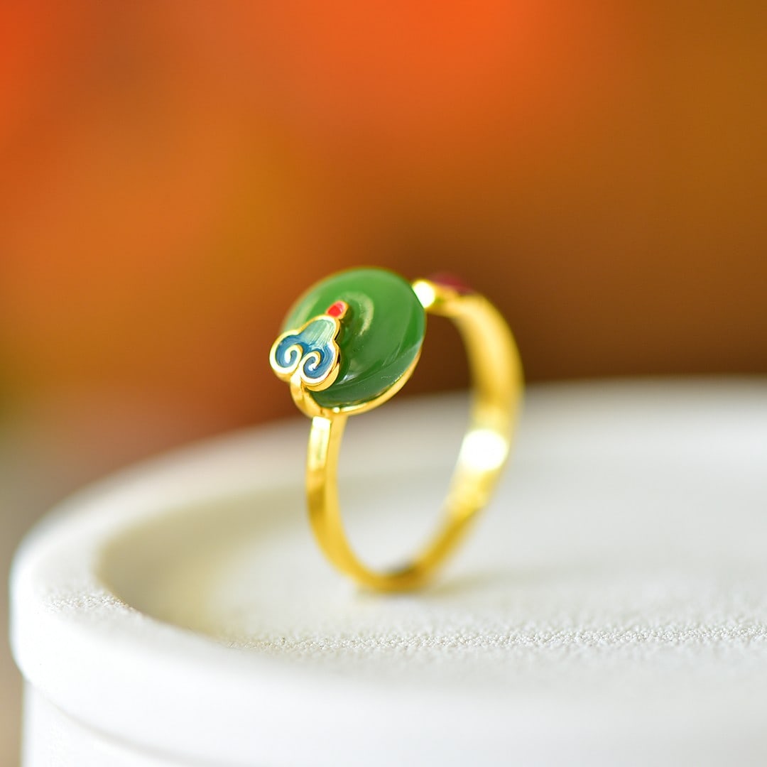 An Exquisite Sterling Silver-Gold Plated Inlaid Jasper Ring: An Exquisite Sterling Silver-Gold Plated Inlaid Jasper Ring,Size:0.4inx0.4in 纯银镀金镶碧玉戒指