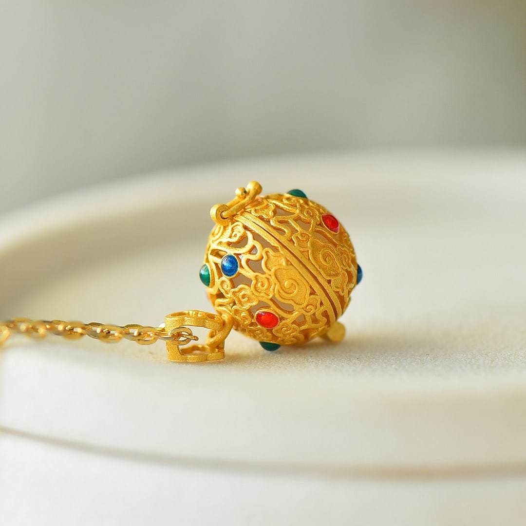 An Exquisite Sterling Silver-Gold Plated Inlaid White Jade Pendant: An Exquisite Sterling Silver-Gold Plated Inlaid White Jade Pendant 纯银镀金镶白玉吊坠