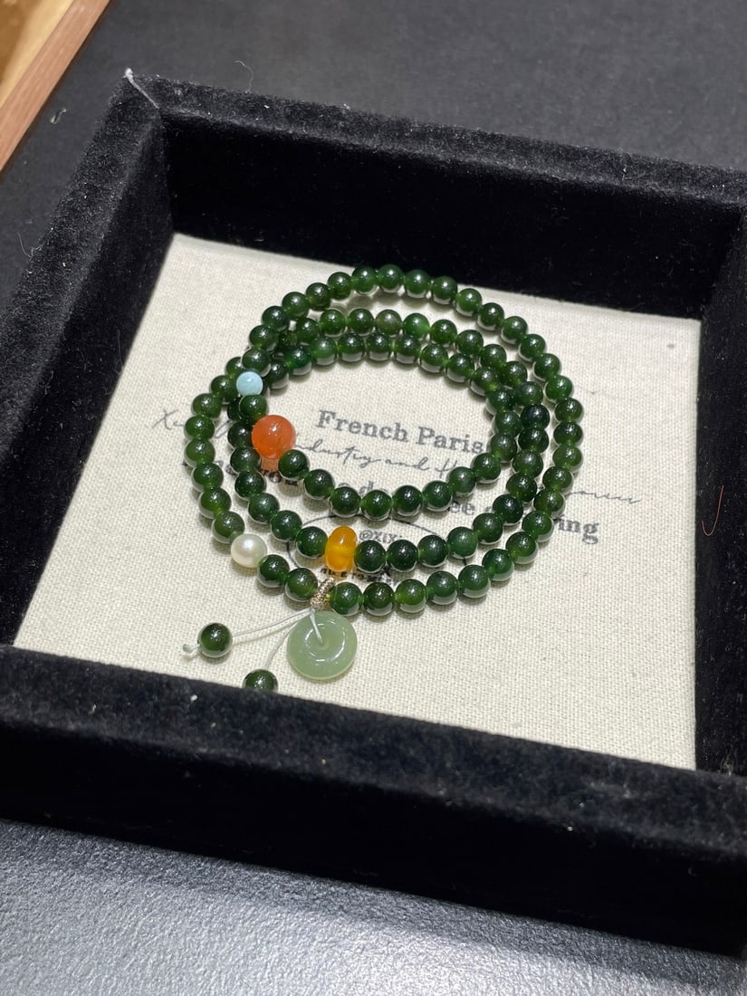 An Exquisite Jasper Bracelet (1 of 1)