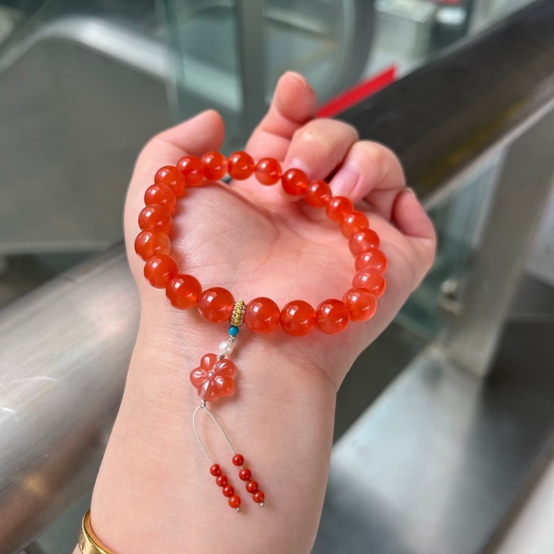 An Exquisite Agate Bracelets - 4