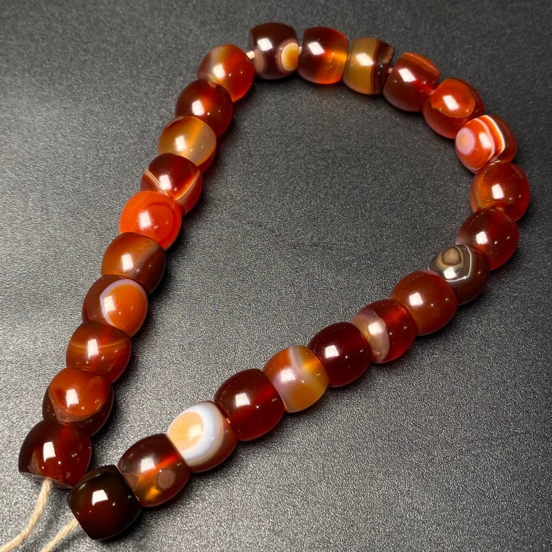 A Precious Agate Bracelets - 7