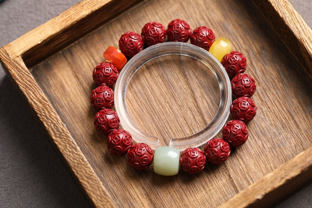 An Exquisite Cinnabar Bracelets - 8