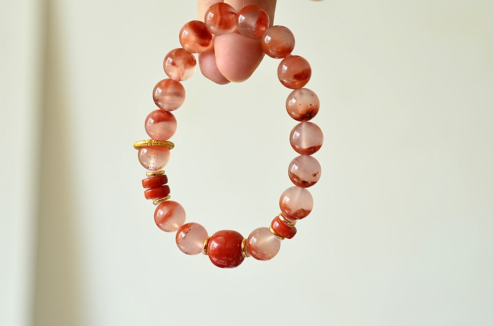 An Exquisite Agate Bracelets - 4
