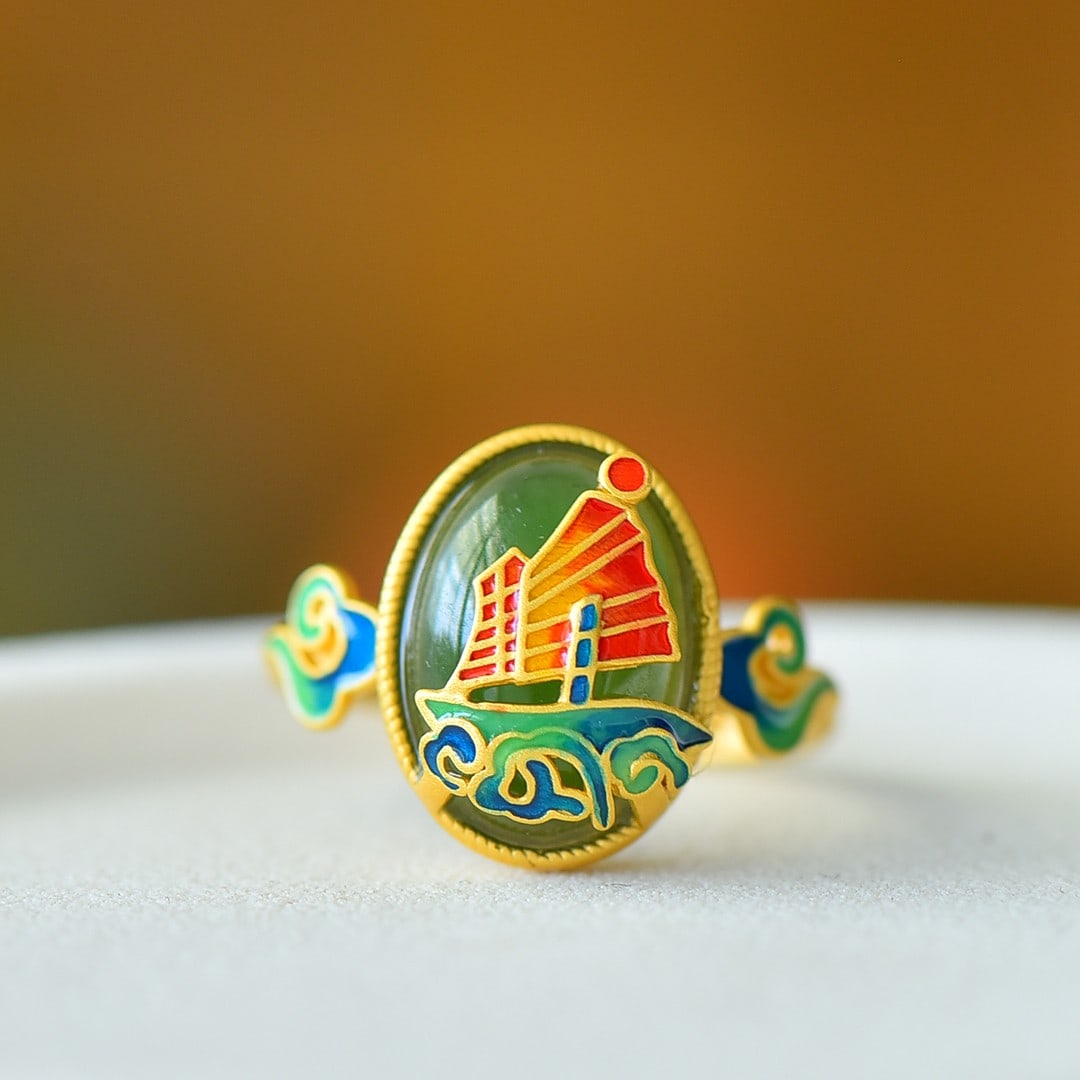 An Exquisite Sterling Silver-Gold Plated Inlaid Jasper Enamel Ring: An Exquisite Sterling Silver-Gold Plated Inlaid Jasper Enamel Ring 纯银镀金镶碧玉珐琅戒指