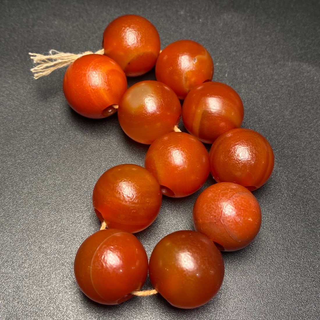 A Precious Agate Bracelets - 7