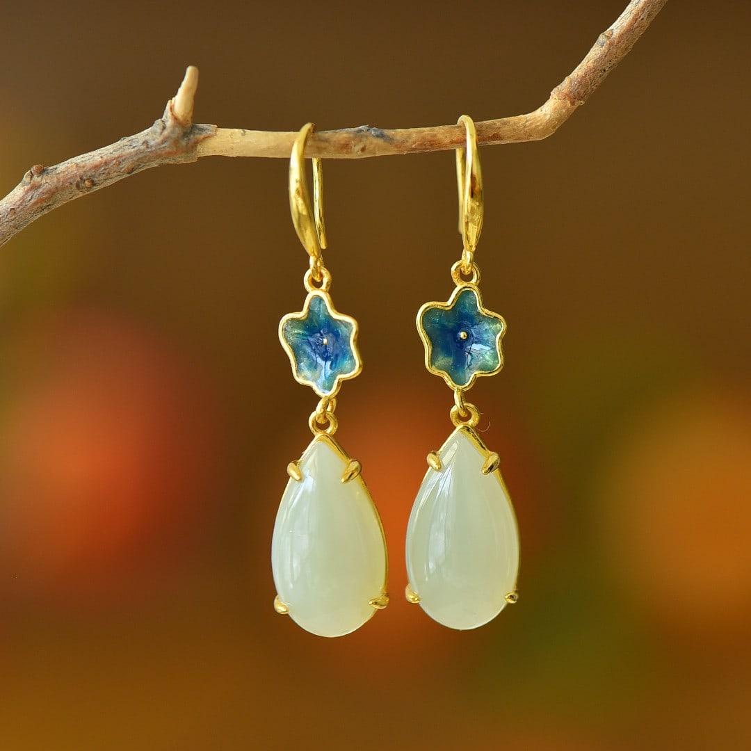 A Pair of Exquisite Sterling Silver-Gold Plated Inlaid White Jade Enamel Earrings: A Pair of Exquisite Sterling Silver-Gold Plated Inlaid White Jade Enamel Earrings,Size:0.4inx0.7in 