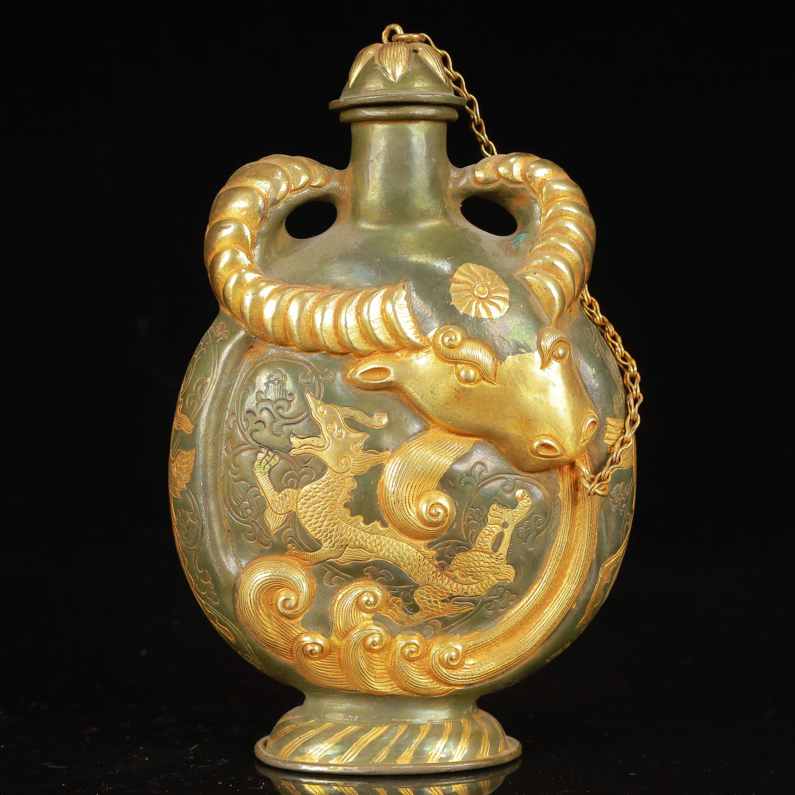 An Exquisite Gilt Silver Dragon and Phoenix Pattern Double-Ears Pot: An Exquisite Gilt Silver Dragon and Phoenix Pattern Double-Ears Pot,Qing Dynasty,China,Size:4.3inx2inx6.7in,Weight:550g 银鎏金龙凤纹双耳壶,中