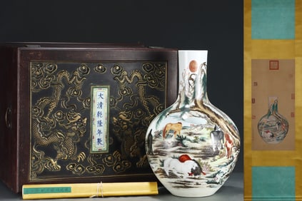 A Huge Famille-Rose Landscape and Horse Pattern Vase,With Poem,With Vertical Scroll Painting on Silk