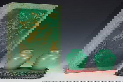 A Pair of Exquisite Green Glazed Cover Jars