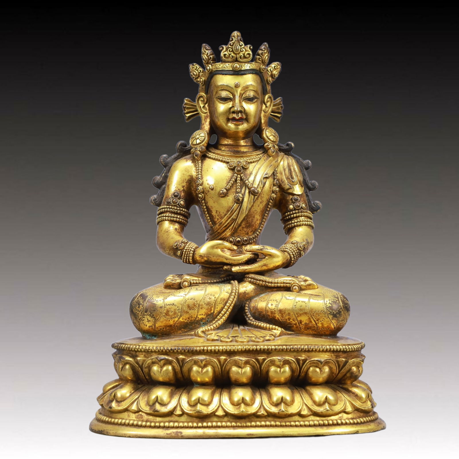 A Solemn Gilt Bronze Statue of Avalokitesvara (1 of 9)