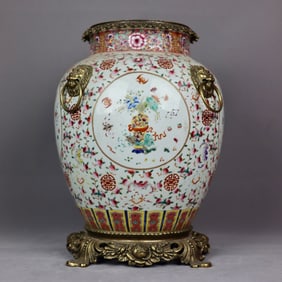 A Huge Famille-Rose Inlaid Bronze Eight Treasures,Bats and Peach Pattern Jar