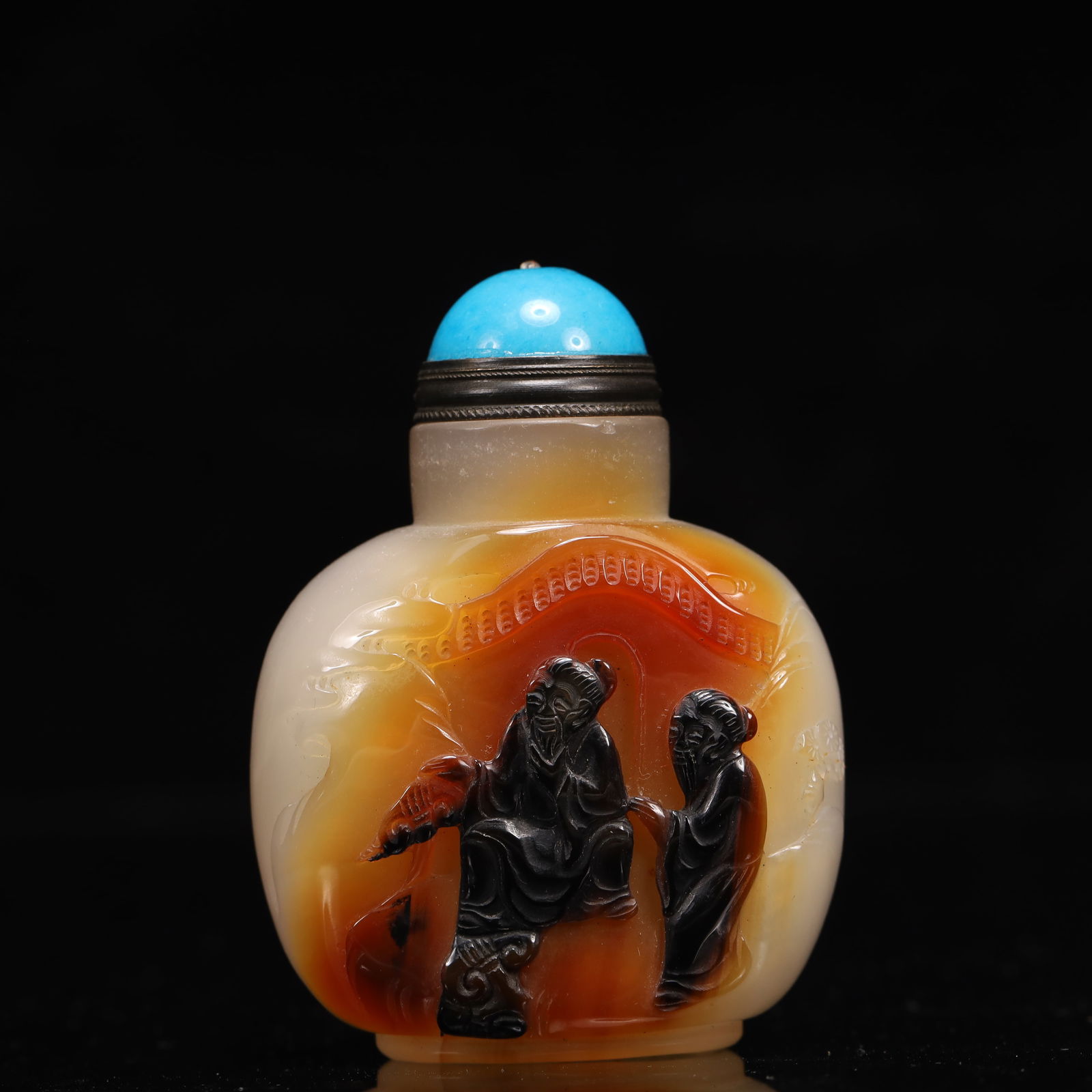 An Exquisite Agate Figure Pattern Snuff Bottle (1 of 9)
