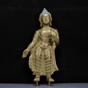 A Solemn Bronze Statue of Sakyamuni