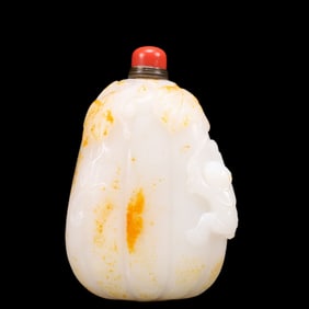 An Exquisite White Jade Figure Pattern Snuff Bottle,, Inlaid Gems