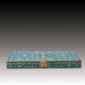 A Huge Cloisonne Bats and Peach Pattern Cover Box with 'qin'