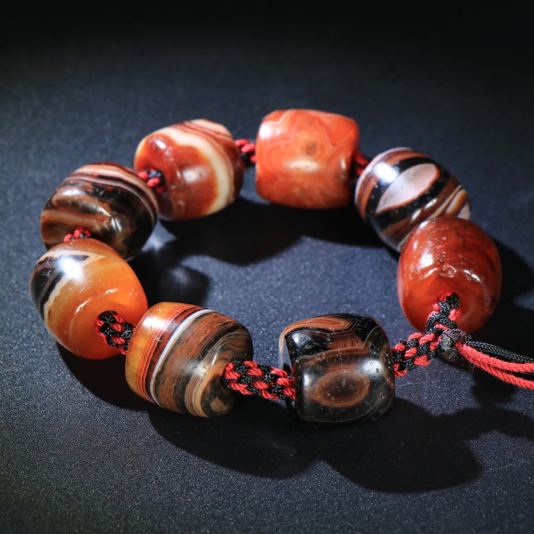 An Exquisite Agate Bracelets - 5