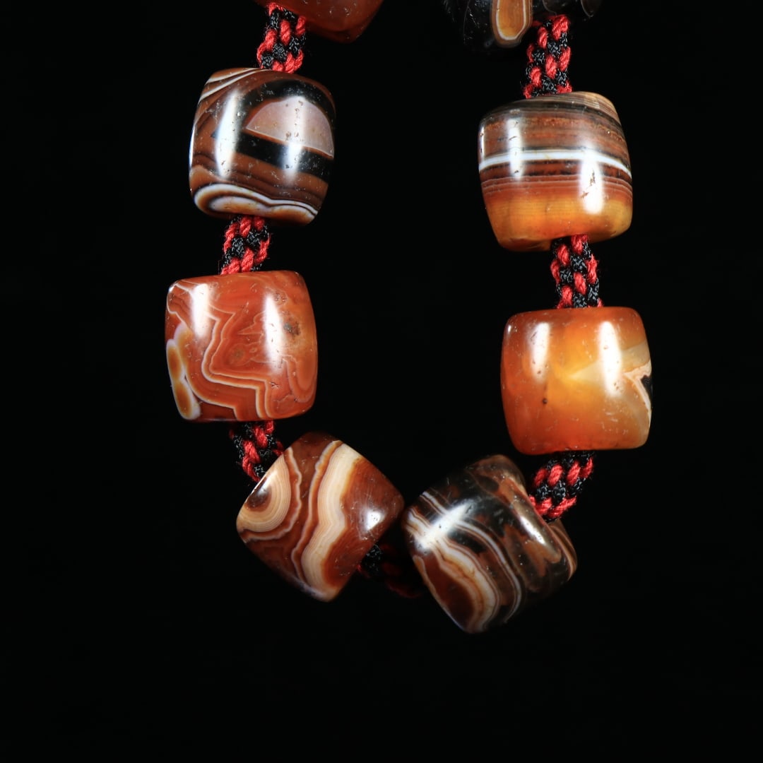 An Exquisite Agate Bracelets - 6