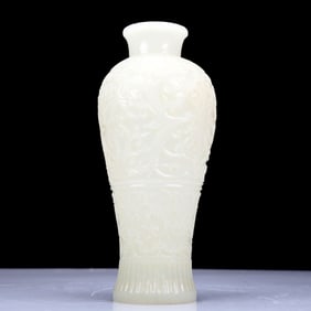 A Precious White Jade 'Scrolling Lotus' Vase