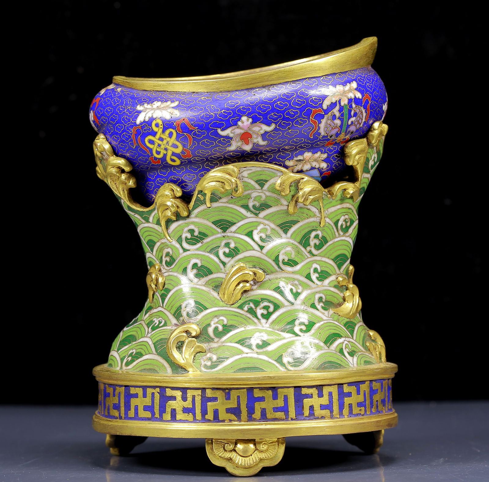 An Exquisite Cloisonne Seawater and Eight Treasures Pattern Censer: An Exquisite Cloisonne Seawater and Eight Treasures Pattern Censer,Qing Dynasty, China,Qianlong Four-character Mark,Size:5.5inx8.3in,Weight:3325g 景泰蓝海水八ऩ