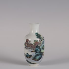 An Exquisite Enamel Landscape and Figure Pattern Vase
