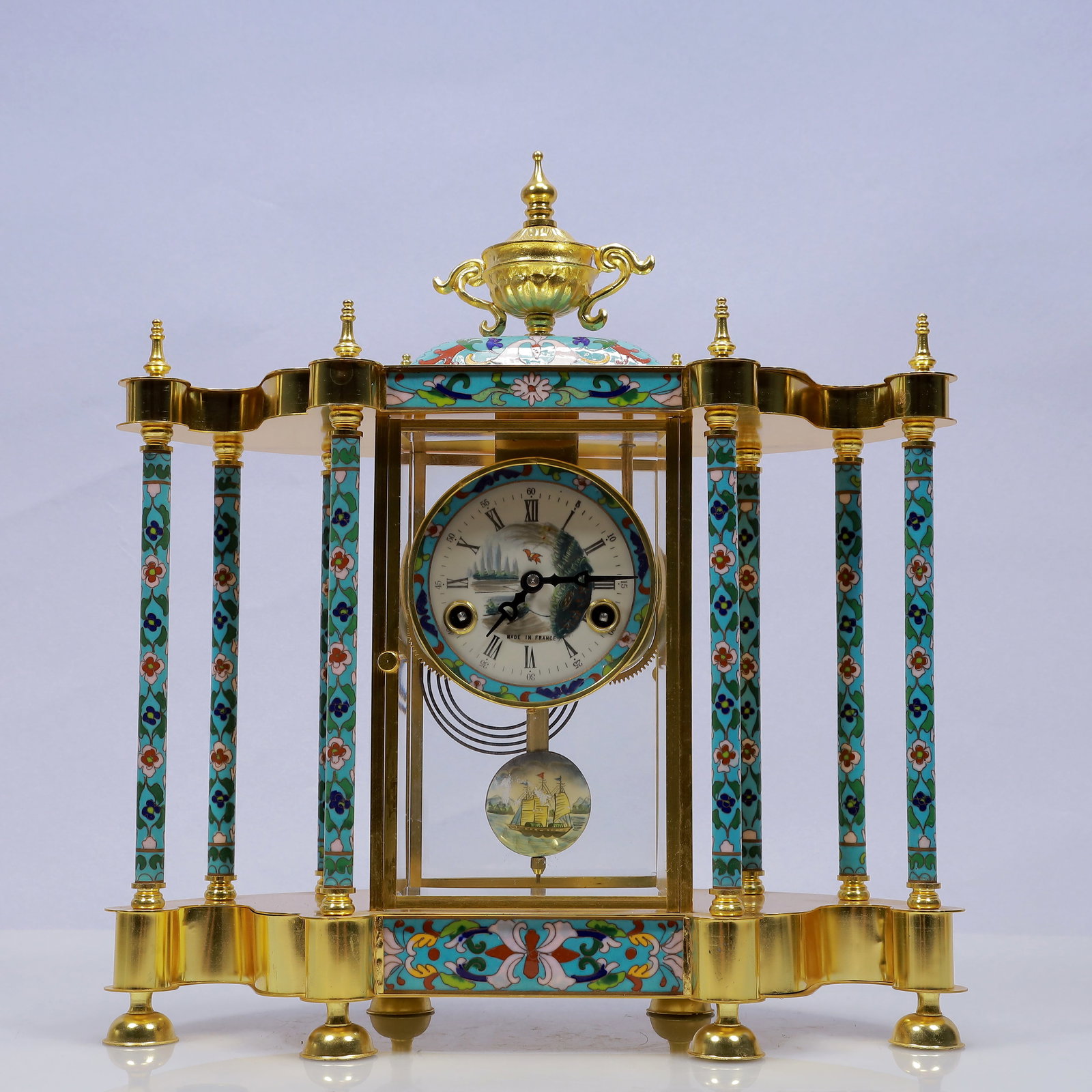 An Exquisite Cloisonne Flower Pattern Table Clock Ornament: An Exquisite Cloisonne Flower Pattern Table Clock Ornament,Qing Dynasty, China,Size:42cmx17cmx43cm,Weight:5400g 