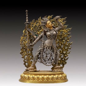 A Solemn Gilt Bronze Statue of Bodhisattva