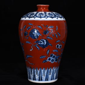 An Exquisite Blue and White Red Glazed Fruit Pattern Vase