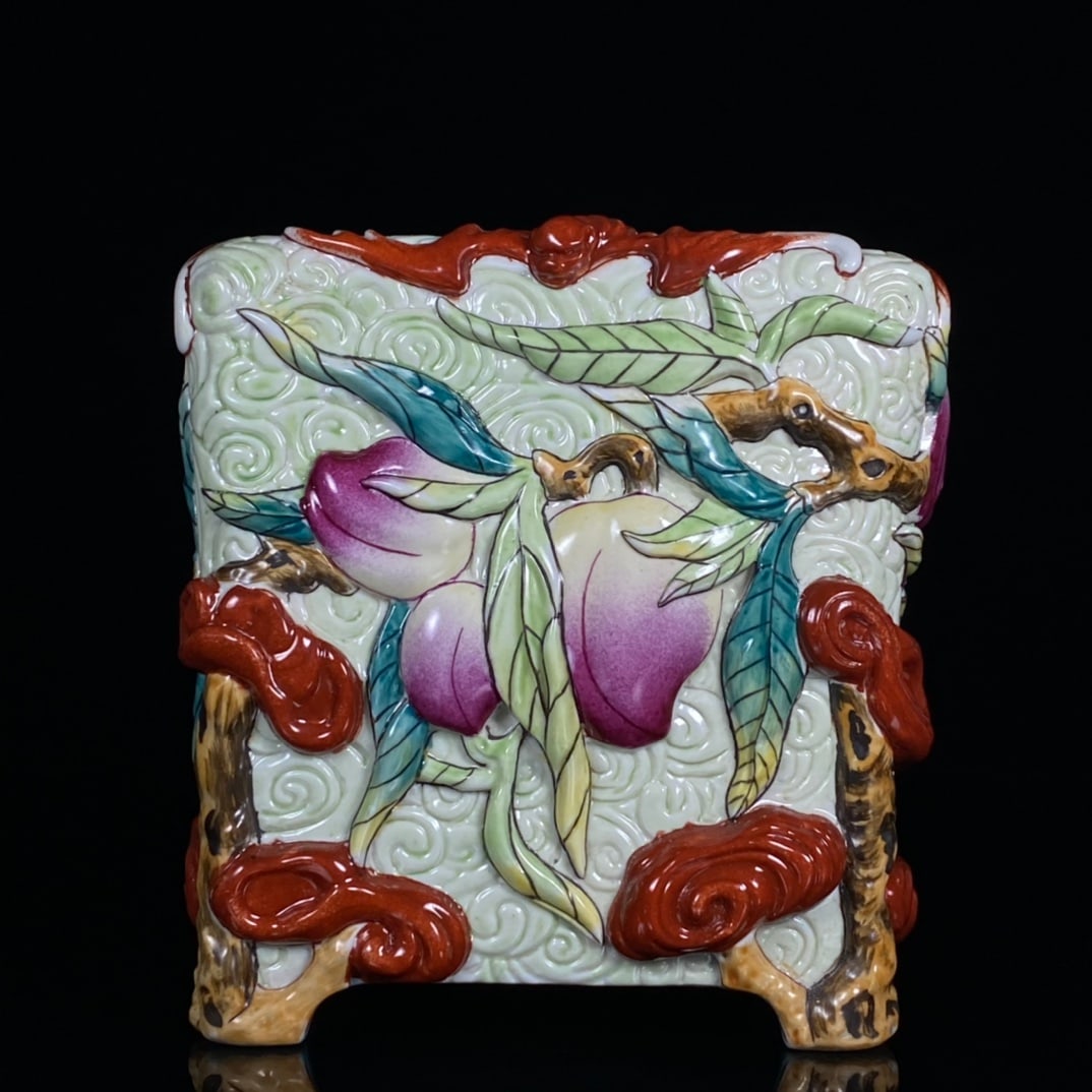 An Exquisite Famille-Rose Ganoderma lucidum,Bats and Peach Pattern Brush Pot (1 of 9)