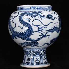 A Rare Blue and White Auspicious Cloud and Dragon Pattern Jar