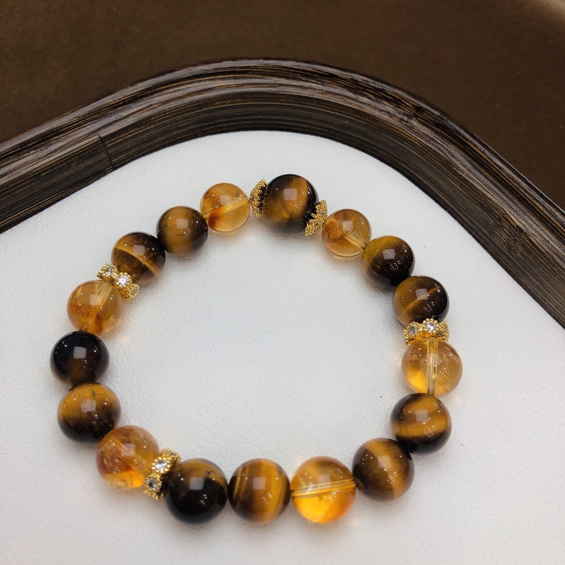 An Exquisite Crystal Bracelets - 7