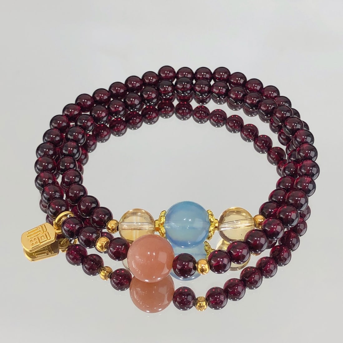 An Exquisite Crystal Bracelets - 8