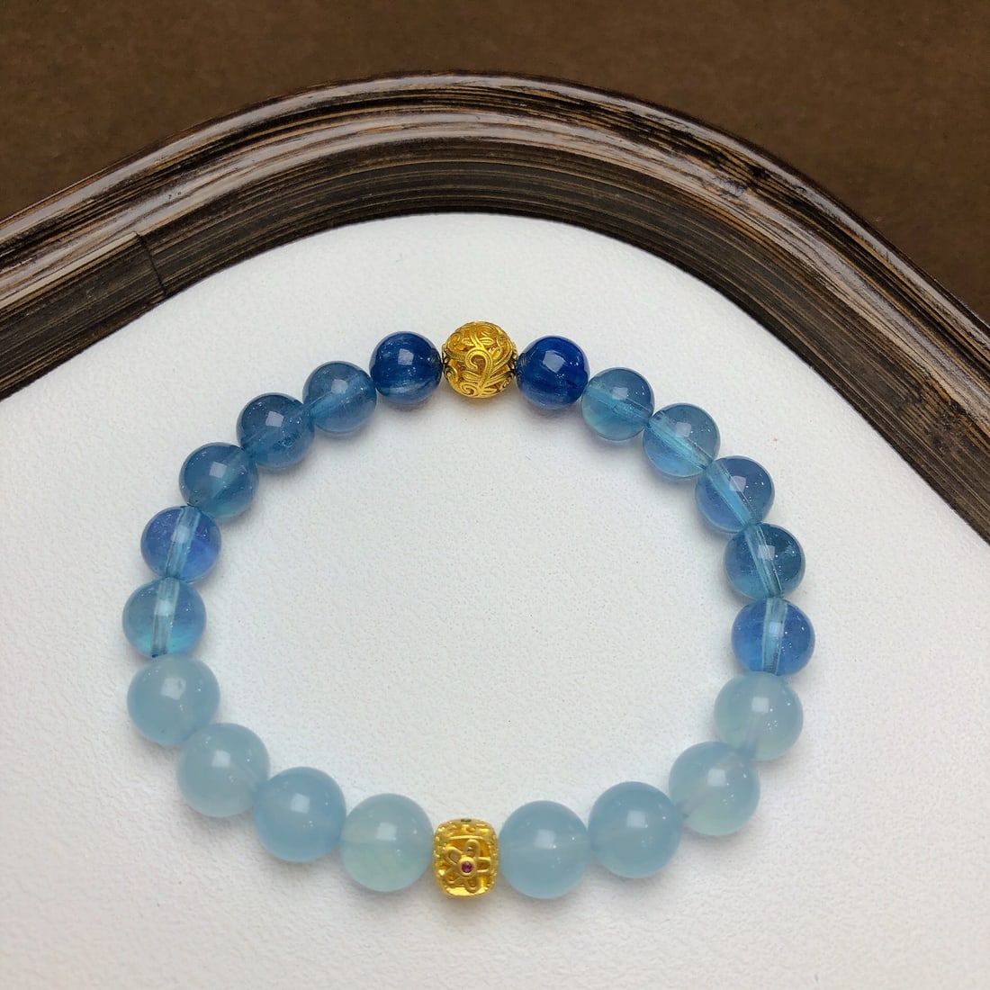 An Exquisite Aquamarine Crystal Bracelets - 7